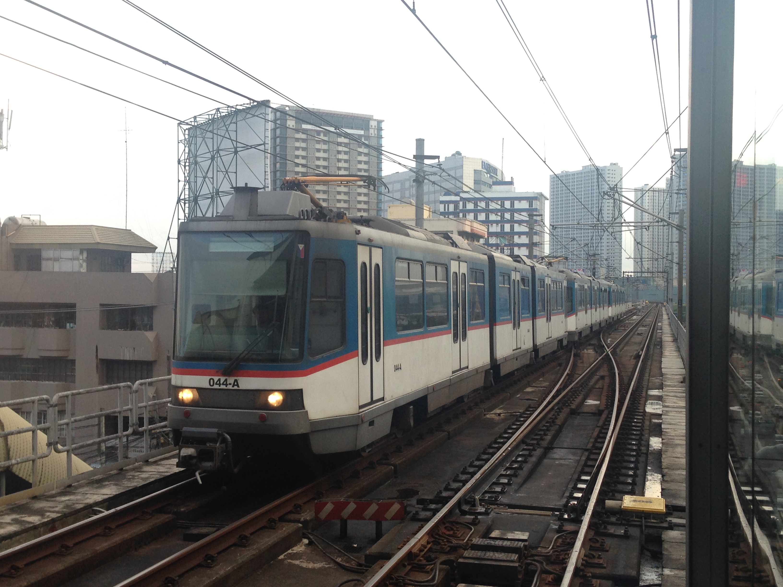POE LAMENTS MRT-3 FIRE INCIDENT
